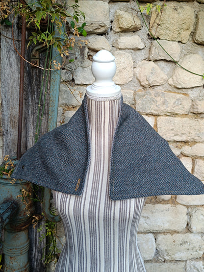 Tour de cou en tweed celtique gris doublé de velours côtelé
