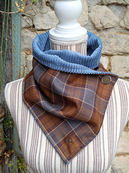 Tour de cou tartan écossais pure laine velours côtelé bleu et bouton vintage autrichien