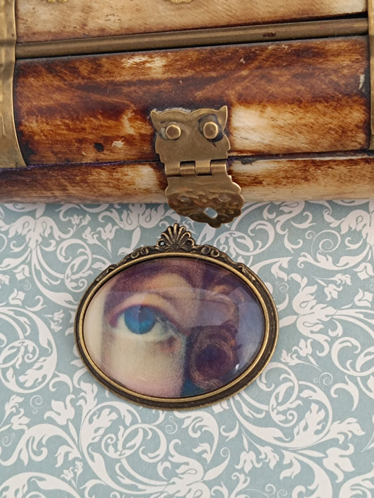 Broche cabochon verre oeil , original style cabinet de curiosités victorien