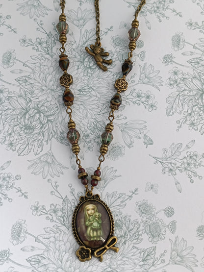Collier Fillette et Poupée - Cabochon Vintage Gothique