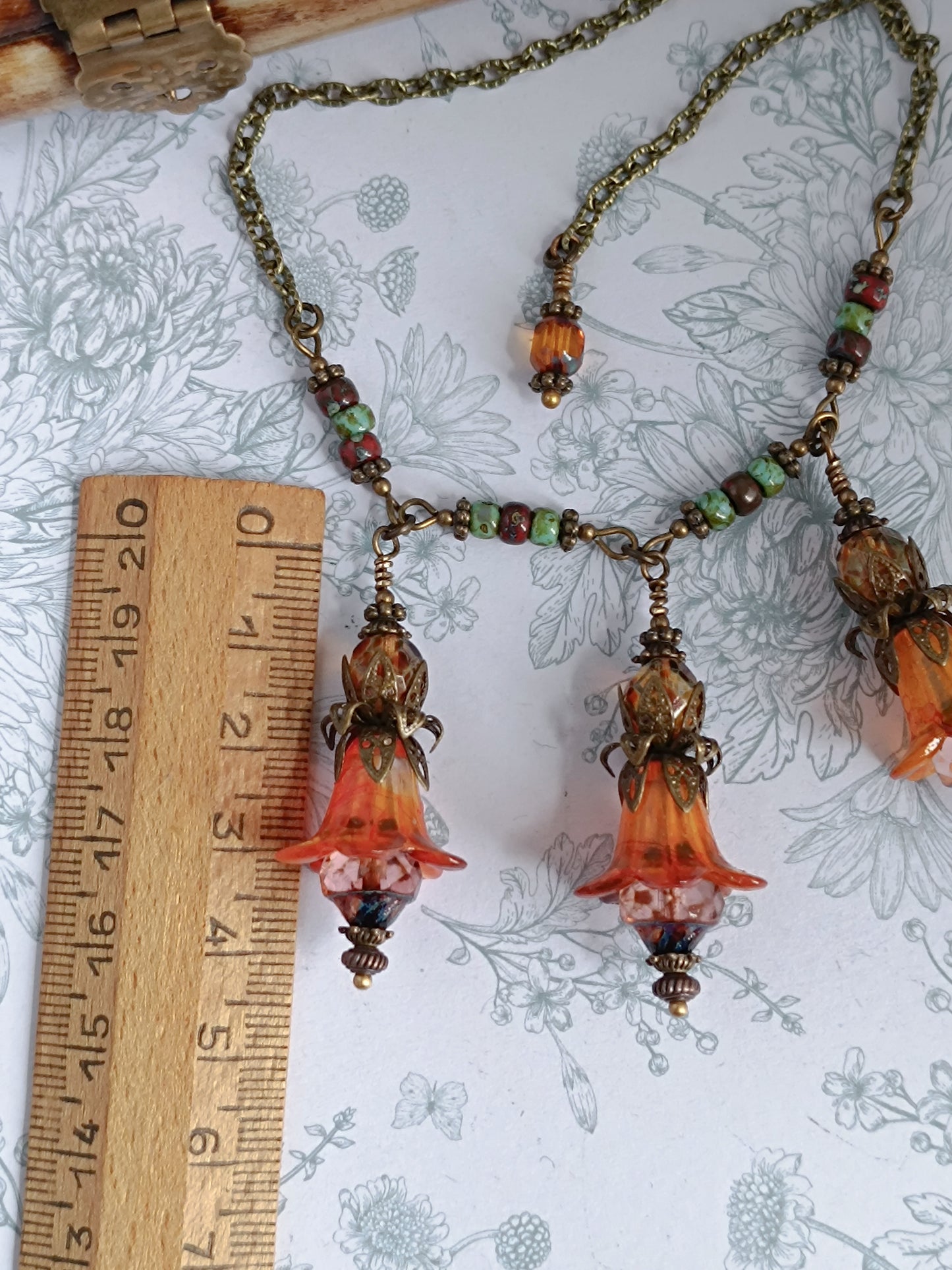 Collier Jardin Secret - Fleurs de Lucite et Perles Picasso Bronze