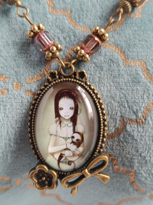 Collier Fillette et Étrange Amie - Cabochon Vintage