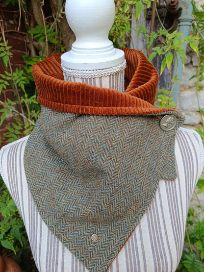 Tour de Cou Tweed Celtique Bleu Doré Velours Côtelé Marron Roux Bouton Vintage portrait de femme Fabrication Française