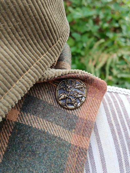 Tour de cou tartan écossais doublé velours vert mousse et bouton de collection vintage houx