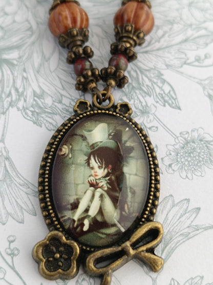 Collier Chapelier Fou Alice - Cabochon Bronze Gothique
