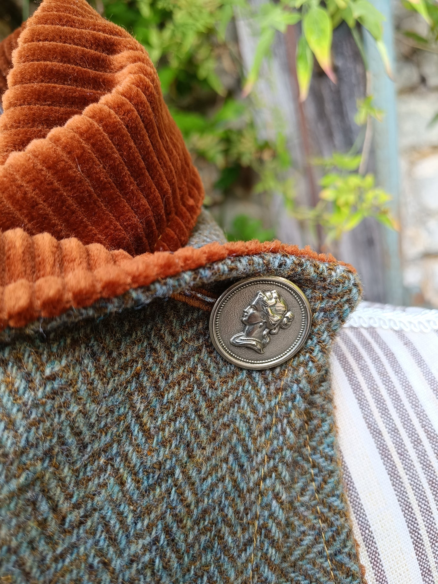 Tour de Cou Tweed Celtique Bleu Doré Velours Côtelé Marron Roux Bouton Vintage portrait de femme Fabrication Française
