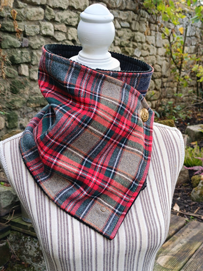Tour de cou tartan écossais en laine et velours avec bouton boussole vintage