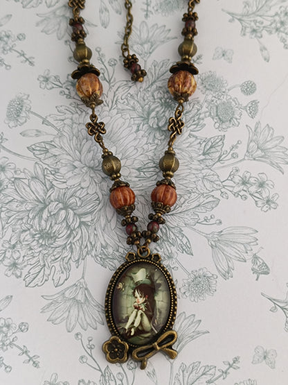 Collier Chapelier Fou Alice - Cabochon Bronze Gothique