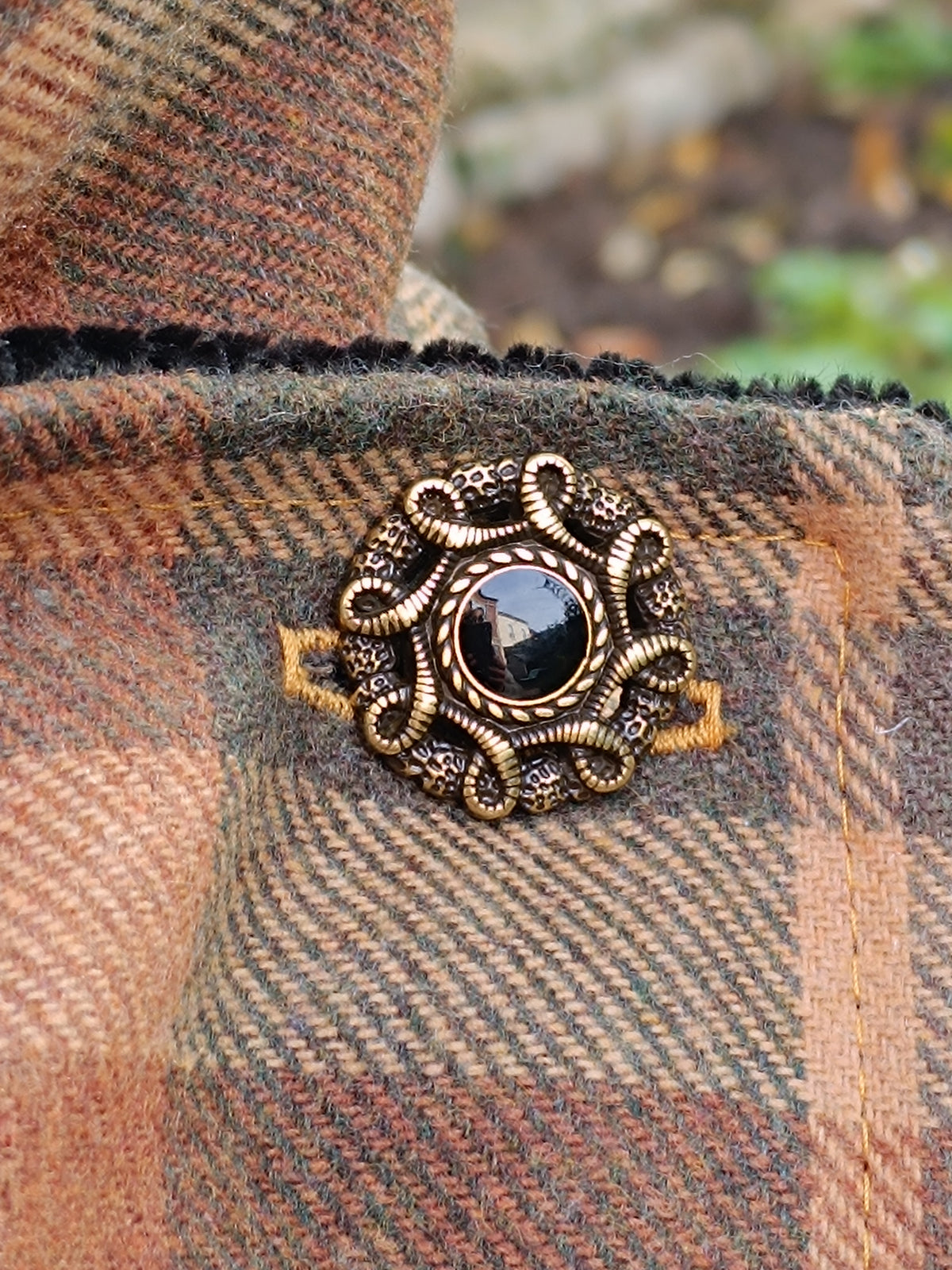 Tour de cou tartan écossais d'automne doublé de velours côtelé bouton celtique