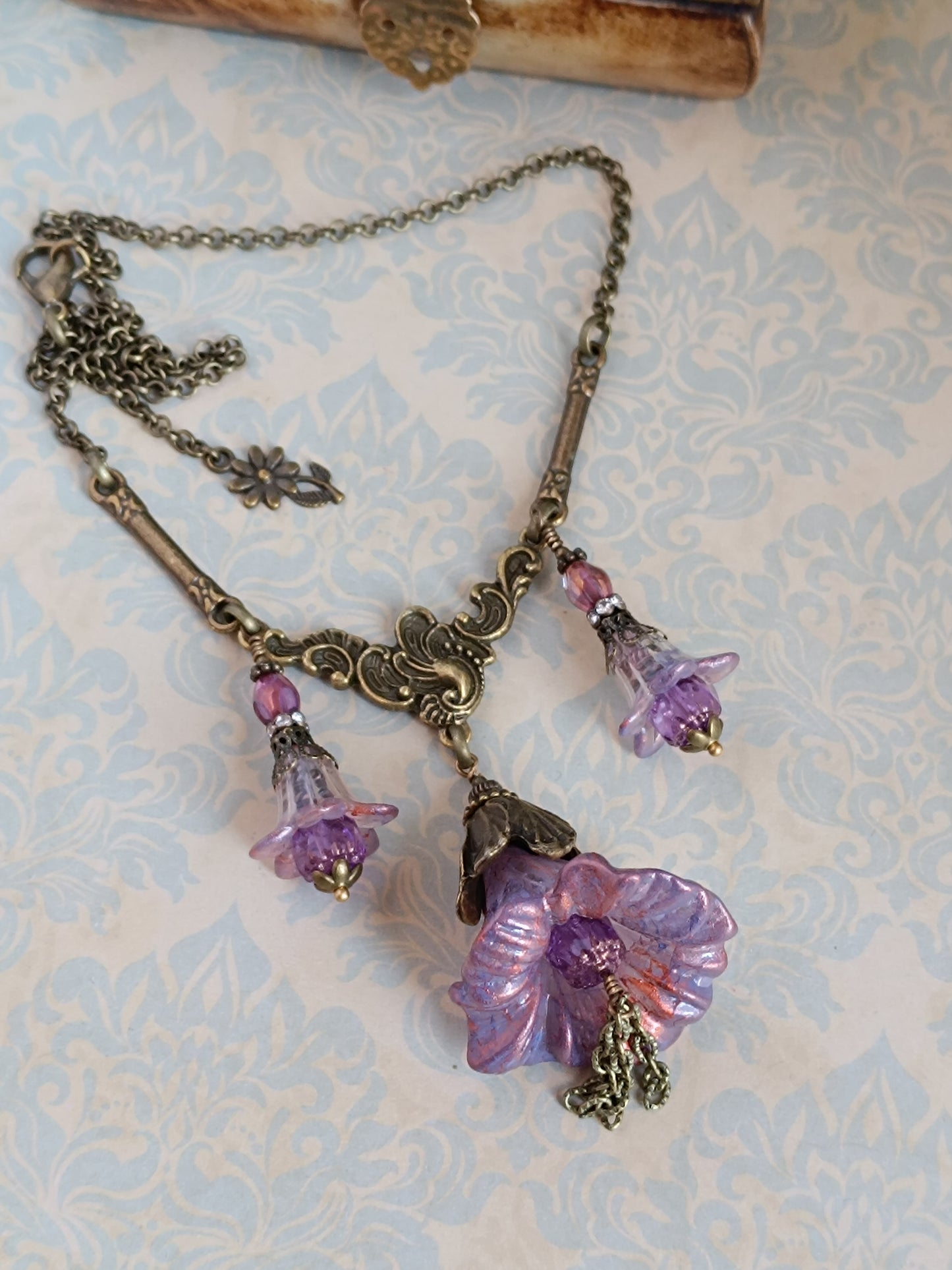 Collier Trio de Fleurs  Lucite Vintage Perles Tchèque Bronze