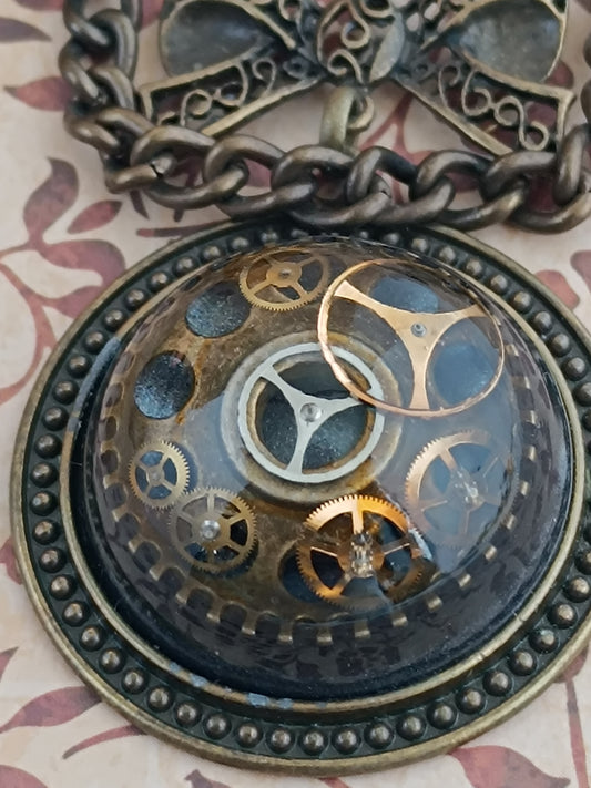 Grande broche épingle cabochon steampunk