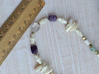 Collier artisanal câblé nacre aigue marine et fluorite – Style bohème chic