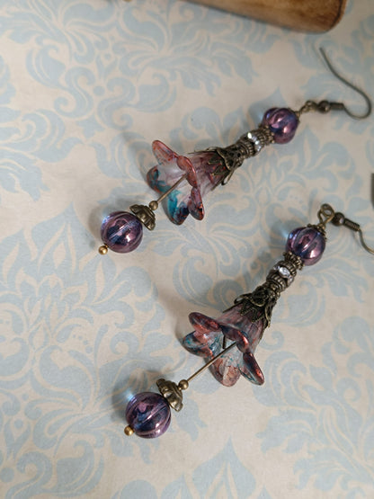 Parure “Fleurs Féeriques” – Collier & boucles d’oreilles assorties