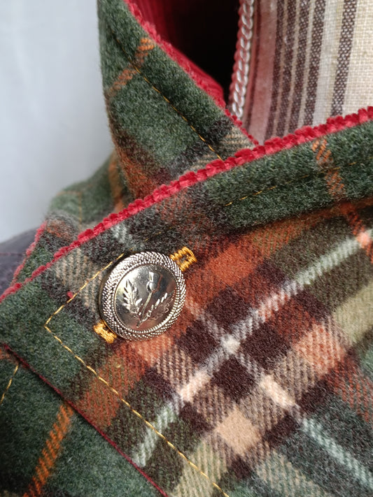 Tour de cou écharpe boutonnée tartan lainage doublé velours et bouton chardon écossais