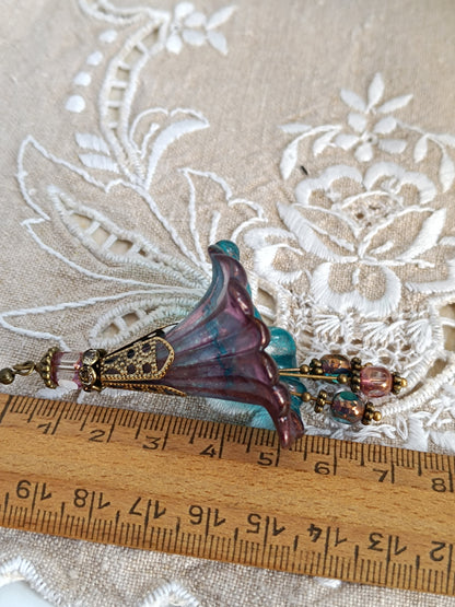 Boucles d'oreilles fleurs féeriques XXL lucite peintes main perles verre tchèque artisanales françaises