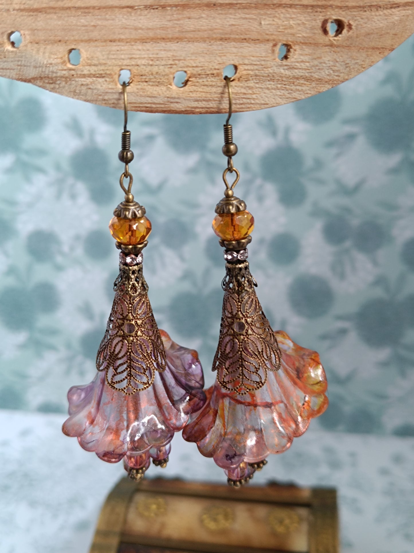 Boucles d'Oreilles Fleurs Lucite XXL - Perles Verre Tchèque