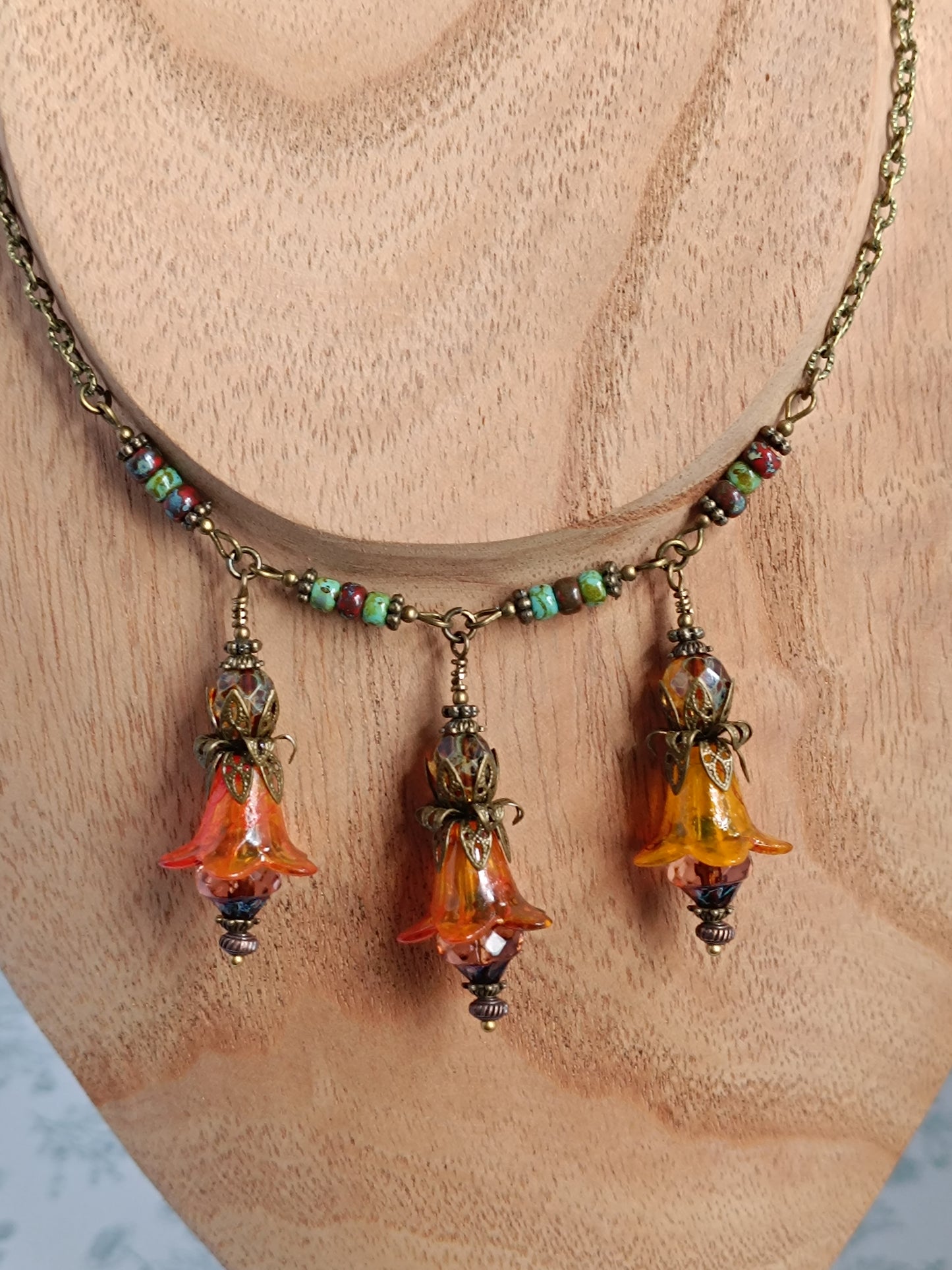 Collier Jardin Secret - Fleurs de Lucite et Perles Picasso Bronze