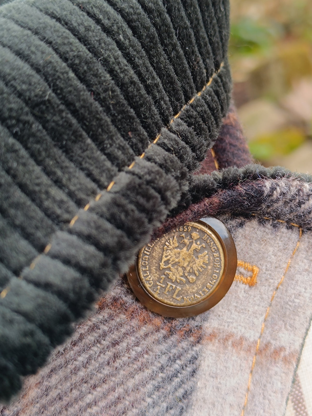 Tour de cou tartan écossais laine doublé velours côtelé et bouton vintage traditionnel
