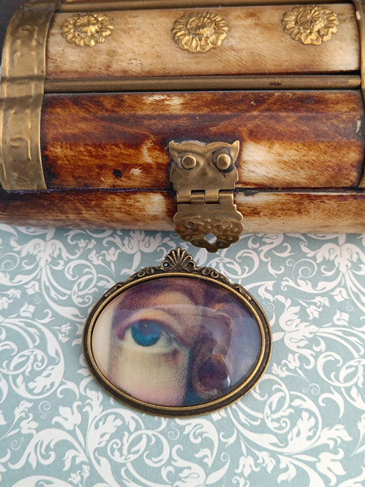 Broche cabochon verre oeil , original style cabinet de curiosités victorien