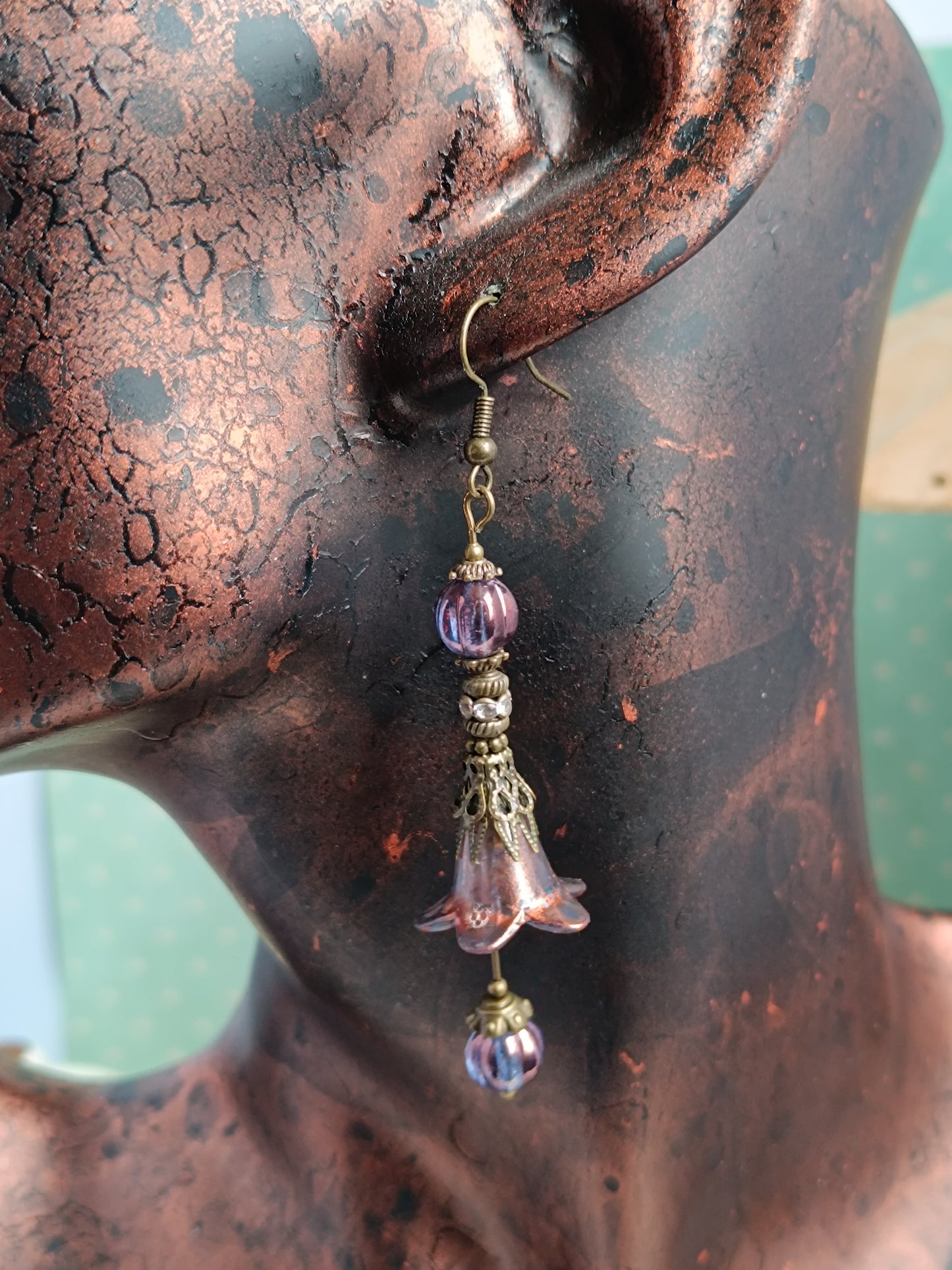 Parure “Fleurs Féeriques” – Collier & boucles d’oreilles assorties