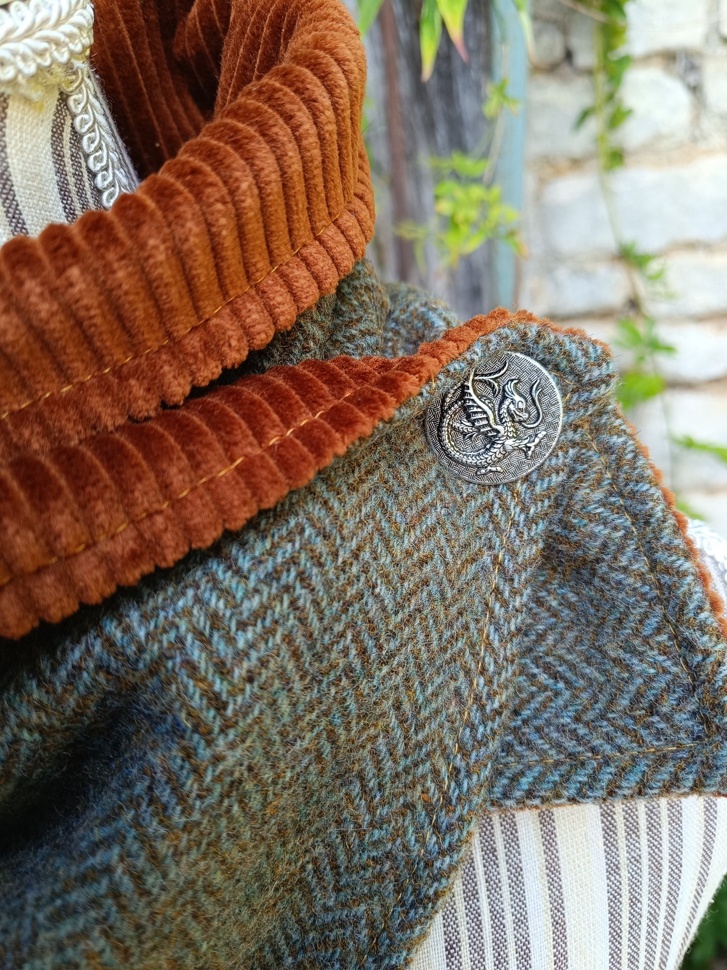 Tour de Cou Tweed Celtique Bleu Doré Velours Côtelé Marron Roux Bouton Vintage Dragon Fabrication Française
