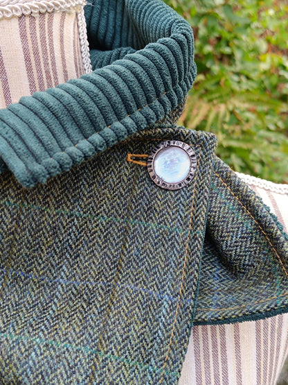 Tour de cou tweed celtique doublé velours et bouton vintage métal et nacre