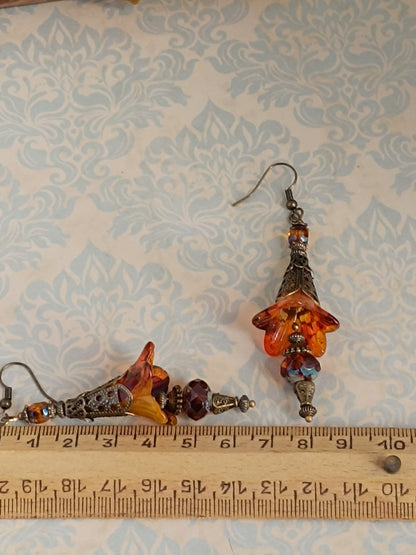 Boucles d'oreilles artisanales prune automne - Perles tchèque mystiques bronze patiné