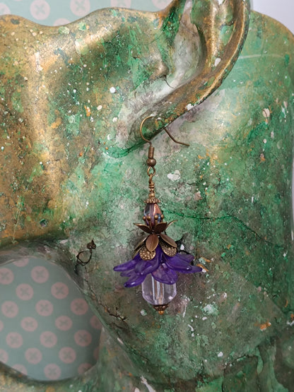 Boucles d'oreilles Fleurs Pompons Ultra Violettes Féeriques Bijou Bohème