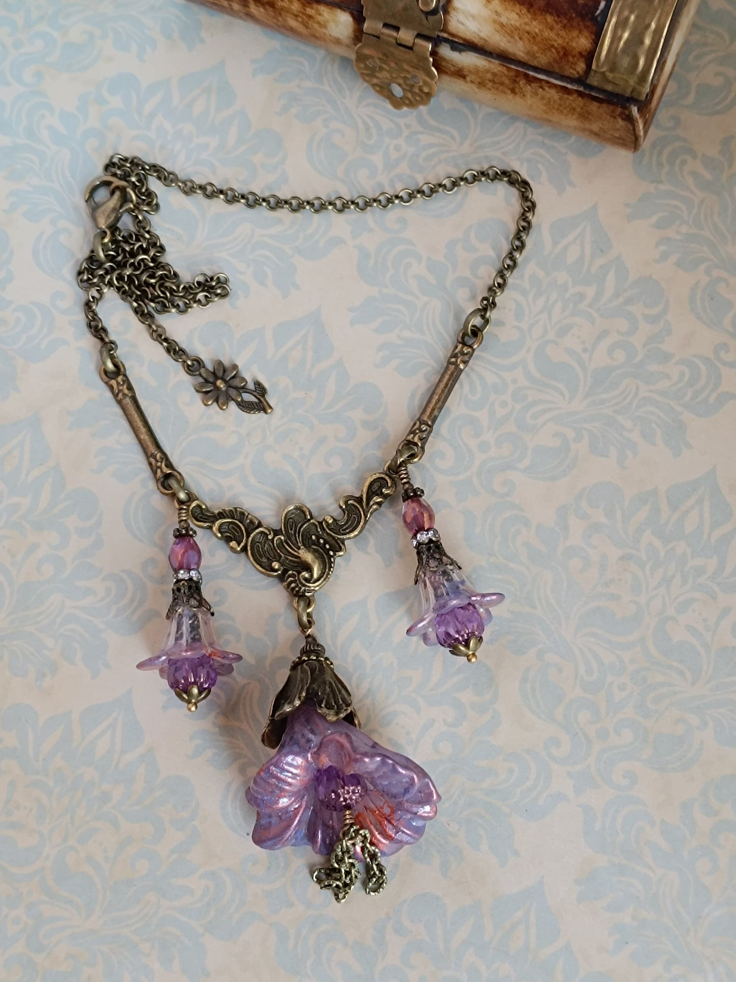 Collier Trio de Fleurs  Lucite Vintage Perles Tchèque Bronze