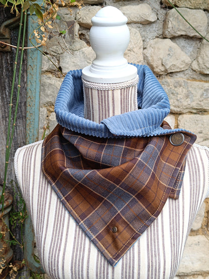 Tour de cou tartan écossais pure laine velours côtelé bleu et bouton vintage autrichien