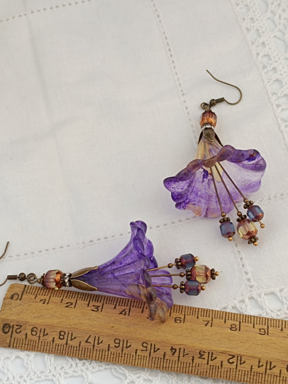 Boucles d'Oreilles Fleurs Lucite XXL Violettes et Jaune - Perles Verre Tchèque