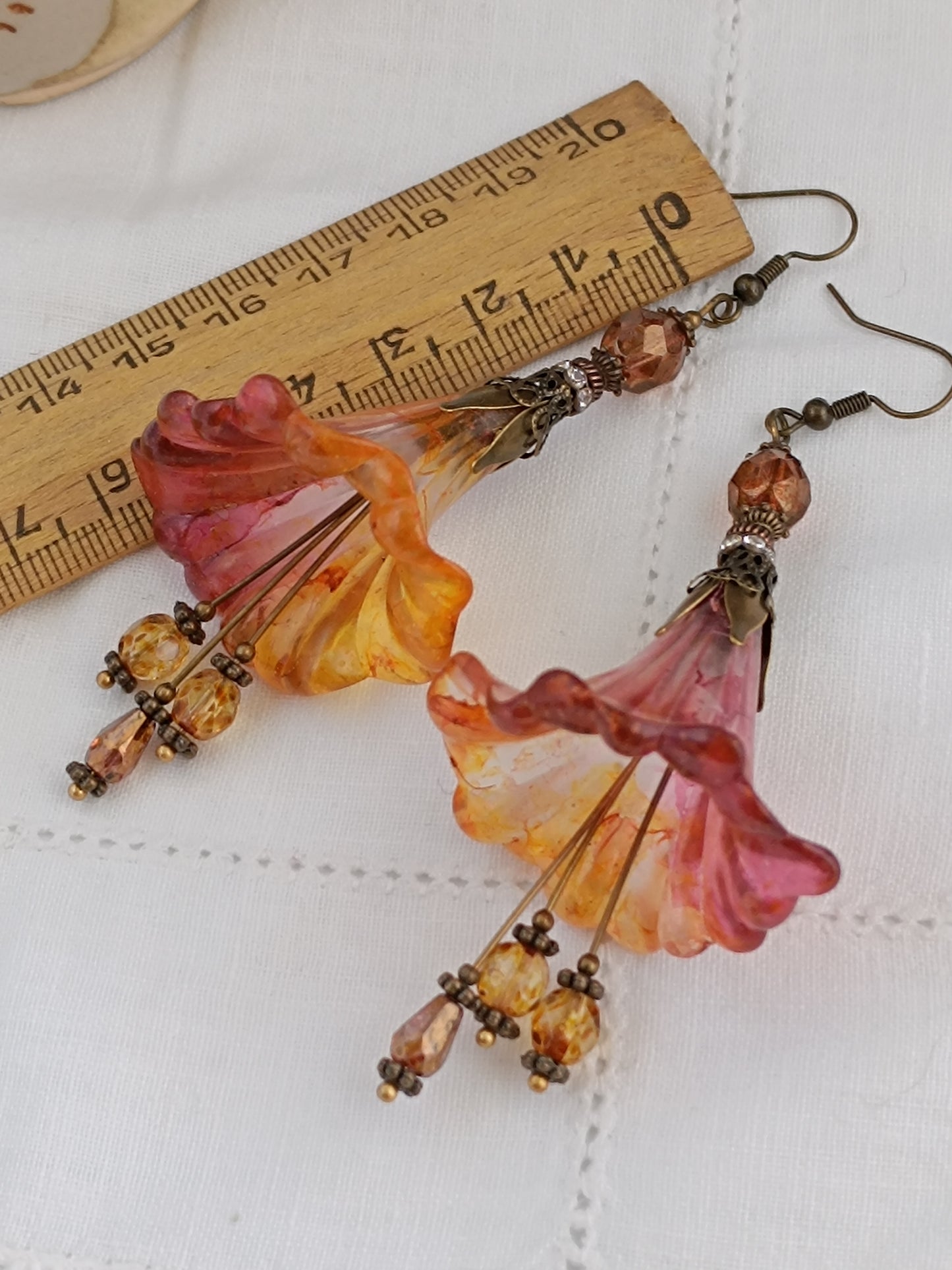 Boucles d'Oreilles Fleurs Lucite XXL - Perles Verre Tchèque